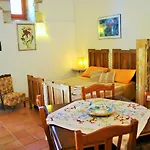 فندق مبيت وإفطار Vinciucci 4*