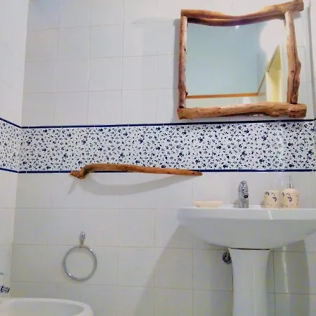 Vinciucci イスピカ