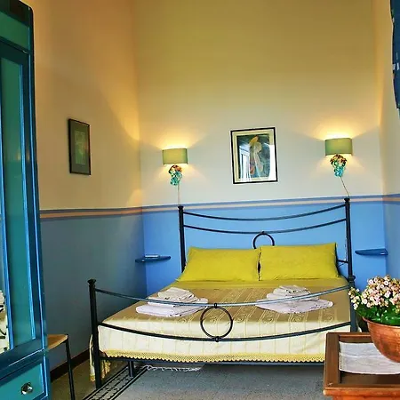 Vinciucci イスピカ