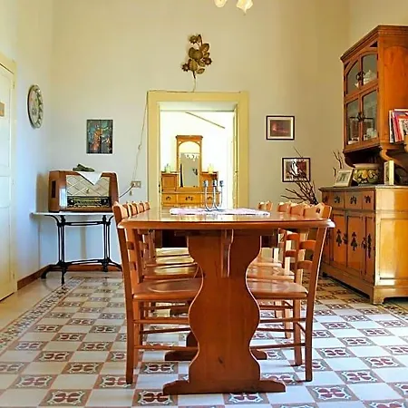 Vinciucci Bed & Breakfast 4*